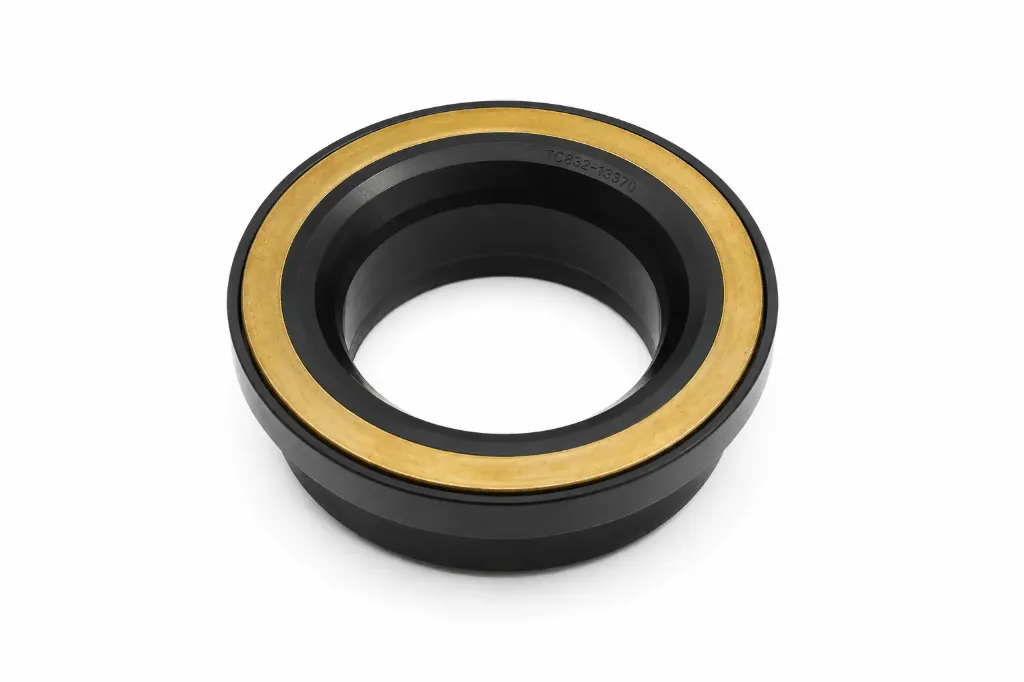 [KUB-FRONTAXLE-OILSEAL-TC832-13370] سيل تاير امام Kubota Front Axle Oil Seal X02547E TC832-13370 (46-70-23)