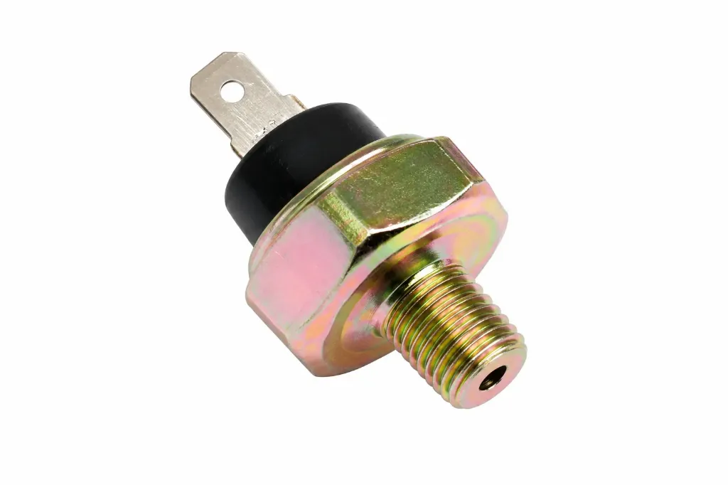 سنسر ايل  Kubota Oil Pressure Switch 1A024-39010