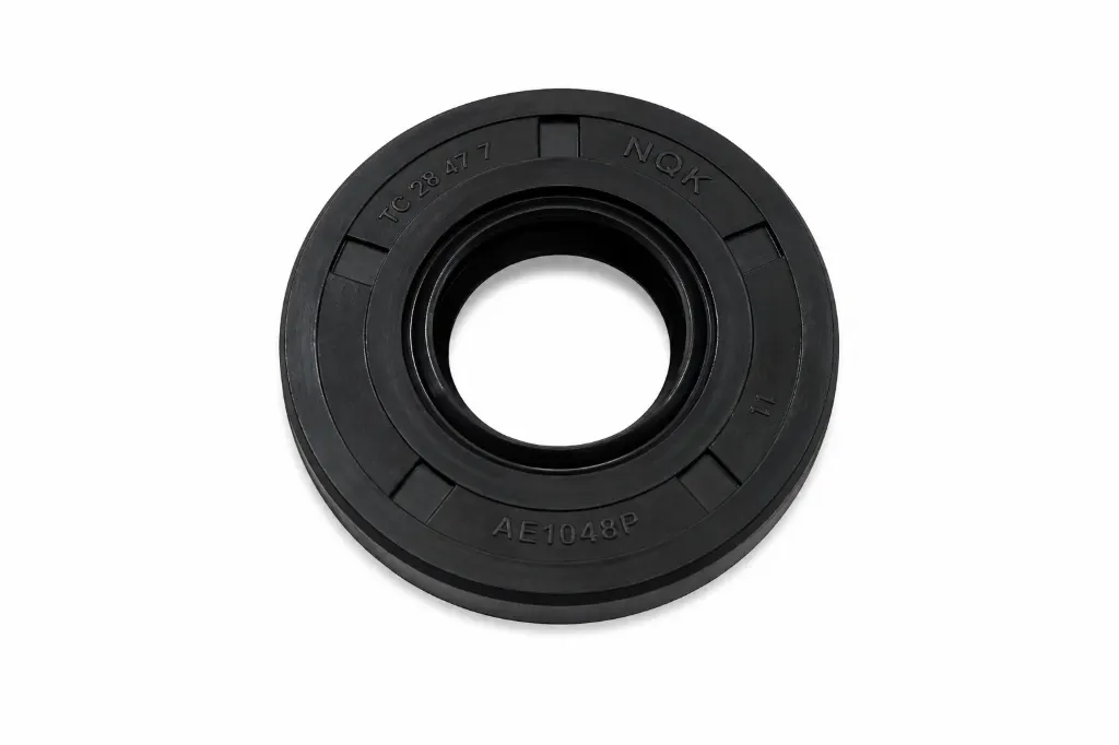 سيل Kubota Oil Seal (AE1048P) 09500-20477  20-47-7