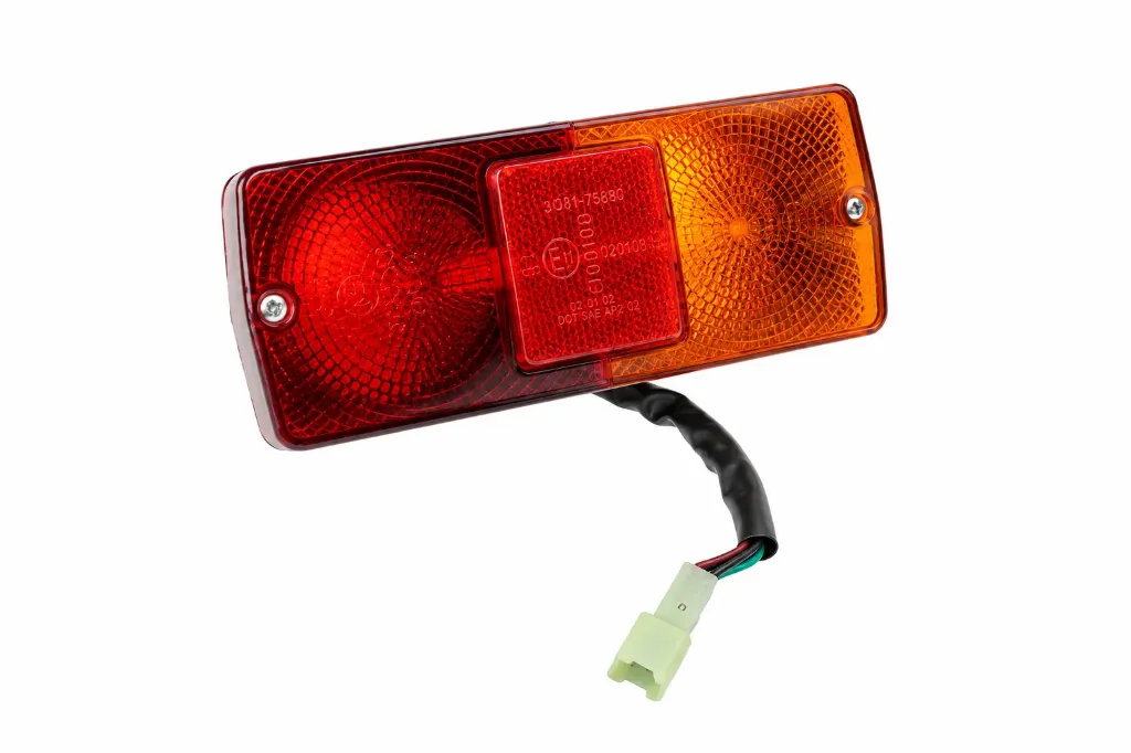 مصباح Kubota Right-Hand Combination Lamp Assembly 3C081-75880