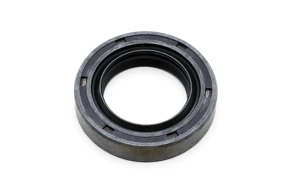 سيل Kubota Oil Seal 37150-25360